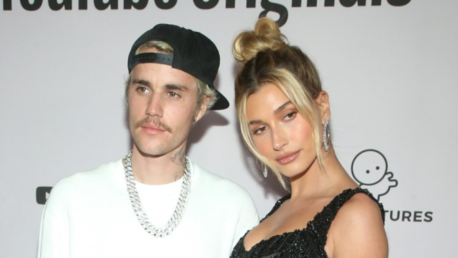 Justin Bieber přestal sledovat svou ženu na sociální síti. Fanoušci spekulují o rozvodu