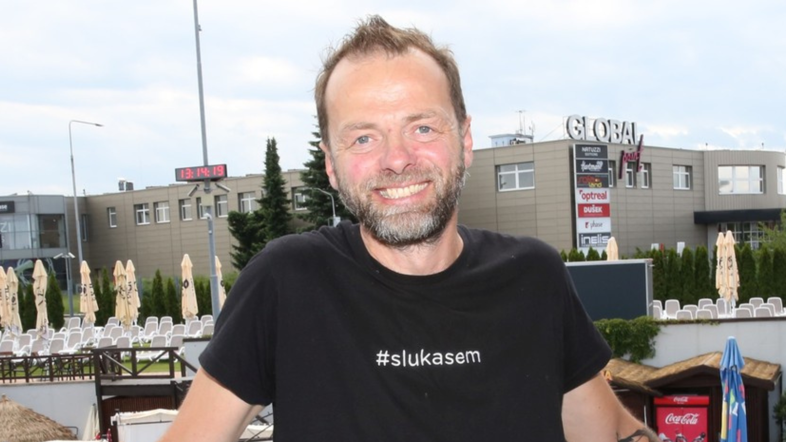 Lukáš Langmajer slaví výročí svatby. S krásnou Lucií se seznámil v kavárně