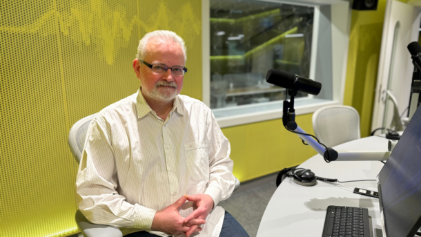 Martin Schmarcz: Vláda do týdne byl nesmysl, směju se tomu