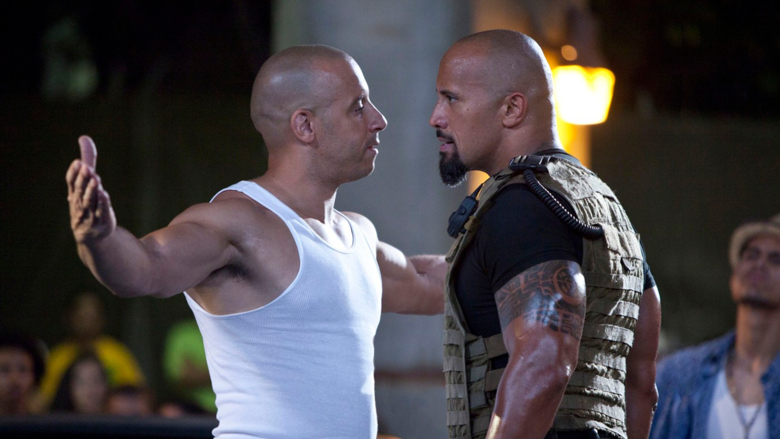 Usmíření po&nbsp;letech nenávisti! Vin Diesel a&nbsp;Dwayne Johnson na&nbsp;Zlatých glóbech ukončili svou slavnou válku