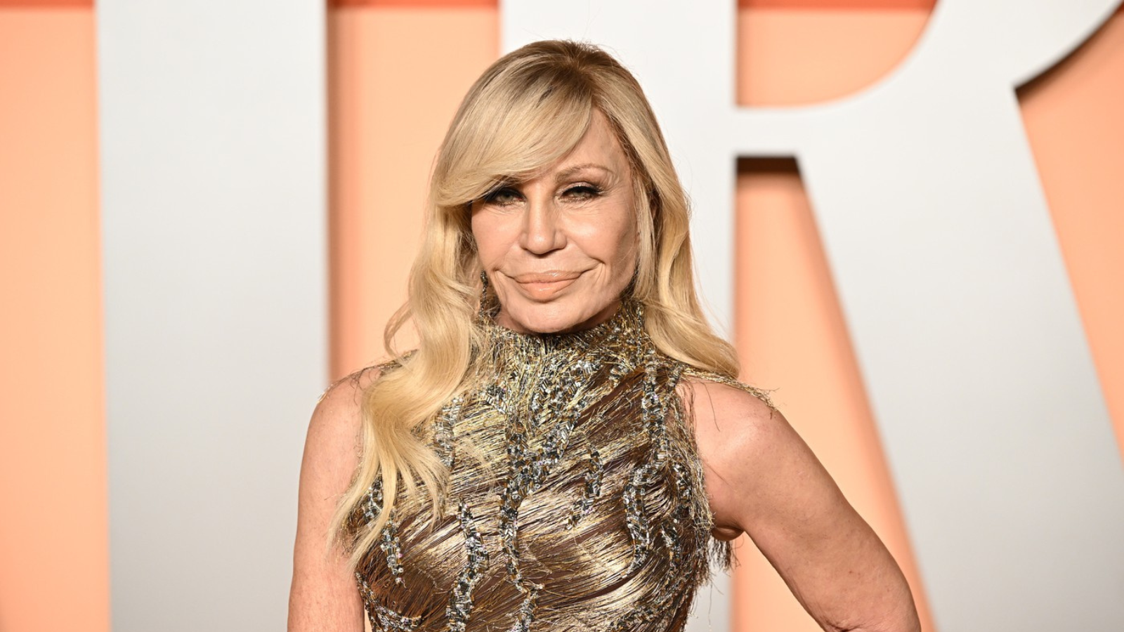Té je 70 let? Donatella Versace je k&nbsp;nepoznání