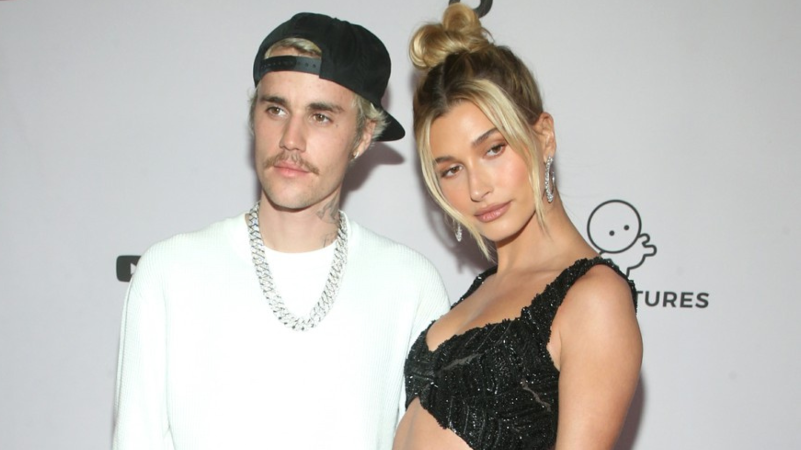 Hailey Bieber zvažuje právní kroky proti online pomluvám