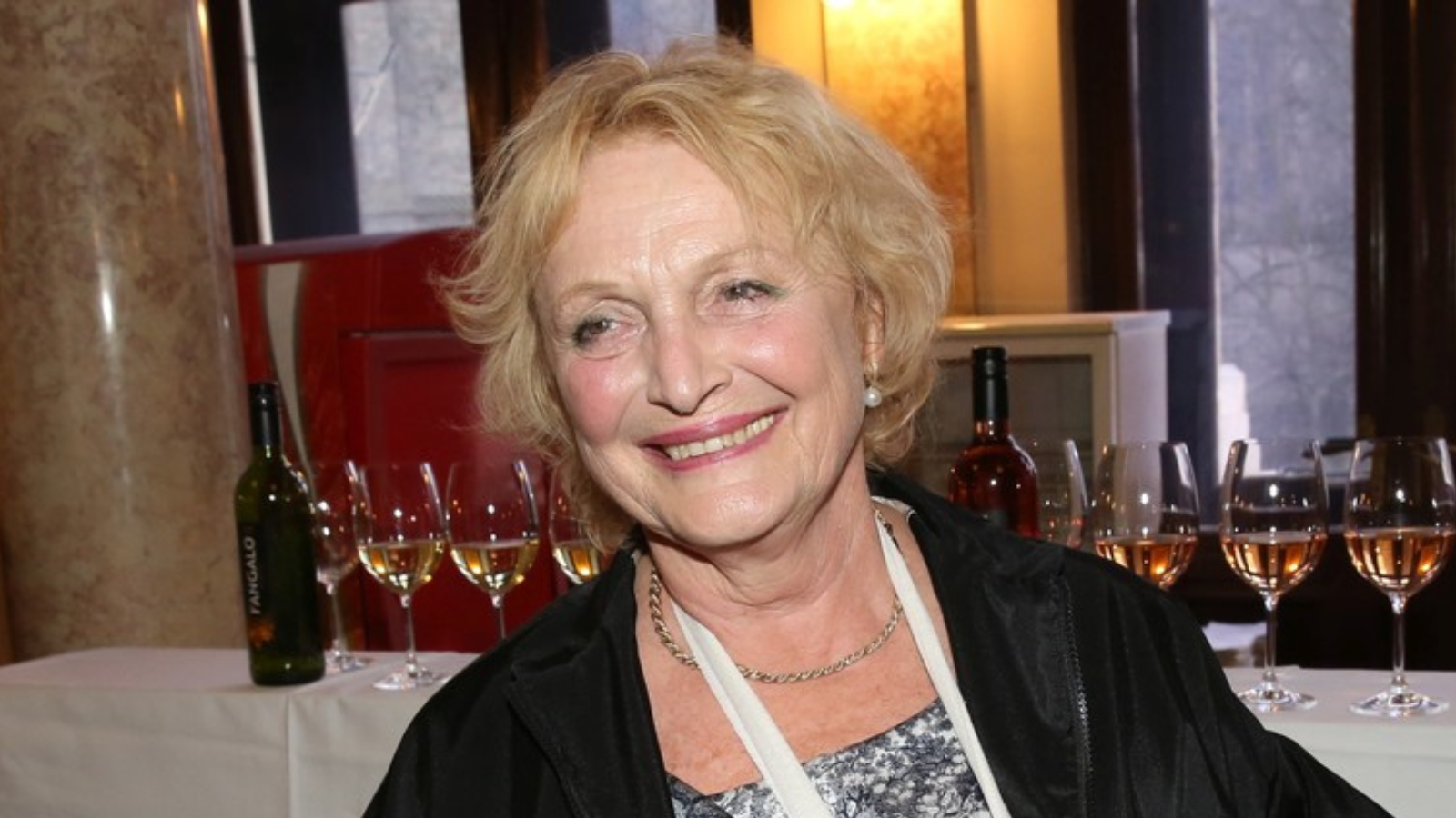 Regina Rázlová podstoupila náročný zákrok. Je opět v&nbsp;péči lékařů