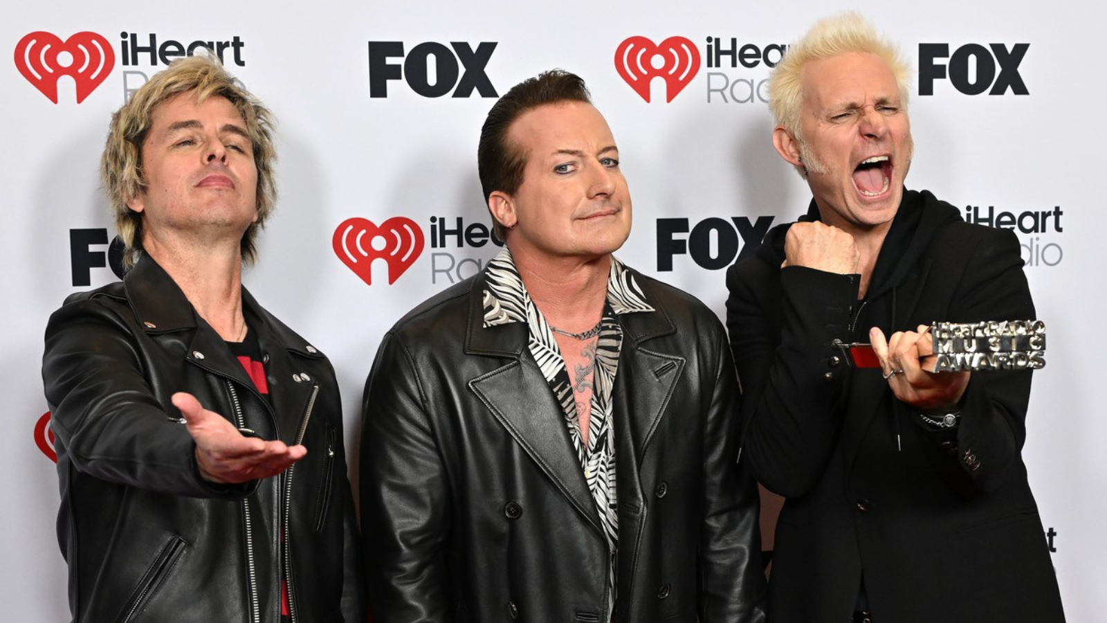 Na koncertě Green Day explodoval ohňostroj a způsobil požár