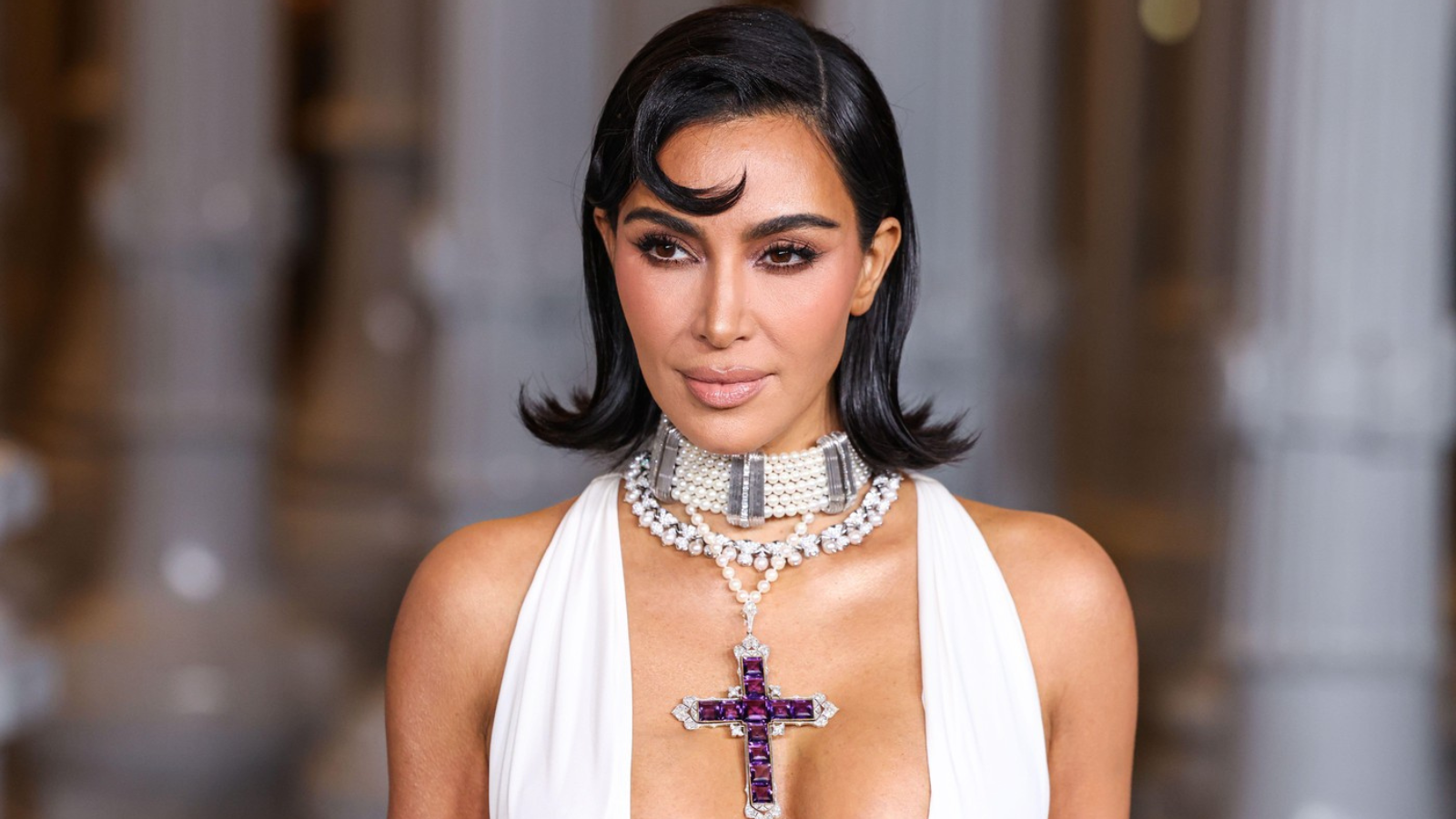 Loupež za 10 milionů dolarů: Kim Kardashian před soudem po&nbsp;devíti letech mlčení