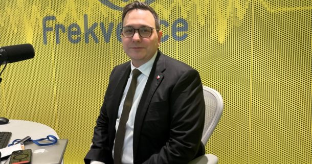 Jan Lipavský: Můžeme jít příkladem světu v&nbsp;pomoci slabšímu