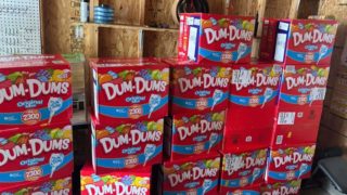 Nepříjemné překvapení: Osmiletý chlapec objednal lízátka za 92 tisíc korun