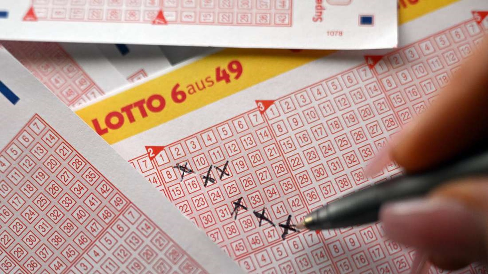 Žena z Bavorska vyhrála 32 milionů, ale dozvěděla se to až po týdnu