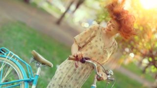 Srpnový horoskop: Prázdniny jsou v&nbsp;polovině. Které příležitosti zamíchají vašimi životy?