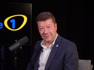 VOLBY: Tomio Okamura, předseda SPD: Pocitově bych hlasoval pro&nbsp;vystoupení z&nbsp;NATO, ale v&nbsp;programu to nemáme