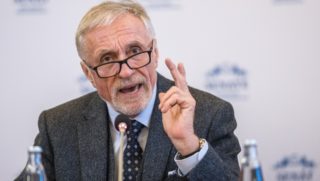 Situace je vážná. Expremiér Mirek Topolánek má rakovinu slinivky