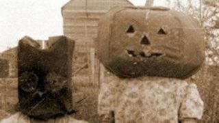 Halloween se blíží! Tady je několik extrémně děsivých masek