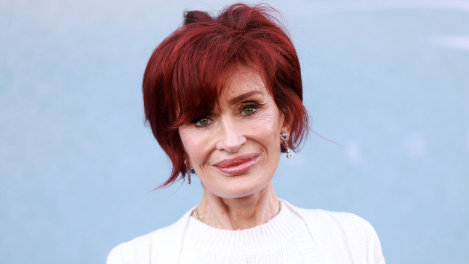 Sharon Osbourne oplakává smrt svého psa, necelé tři měsíce po úmrtí manžela Ozzyho: Můj milovaný Elvis odešel