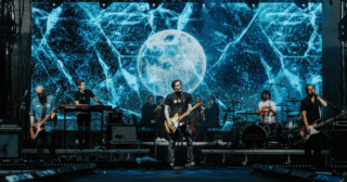 Vyhrajte na&nbsp;Frekvenci 1 vstupenky na&nbsp;letní open air kapely Chinaski!