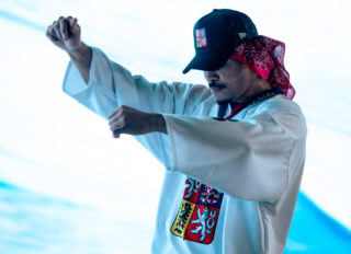 Ben Cristovao vydává před ZOH singl Vlajka. Vžívá se v&nbsp;něm do role atletů