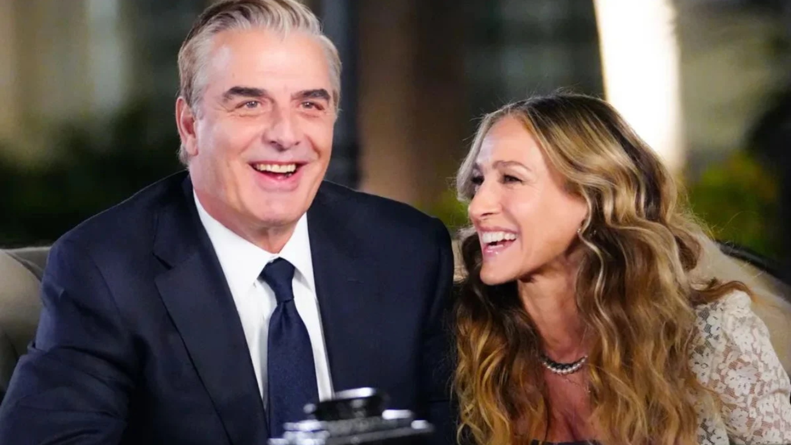 Chris Noth promluvil o&nbsp;konci přátelství se Sarah Jessicou Parker. Její reakce na&nbsp;obvinění ho prý zranila