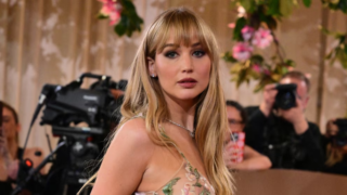 „Nebyla jsem dost hezká.“ Jennifer Lawrence tvrdí, že kvůli vzhledu přišla o&nbsp;roli, kterou nakonec získala Margot Robbie