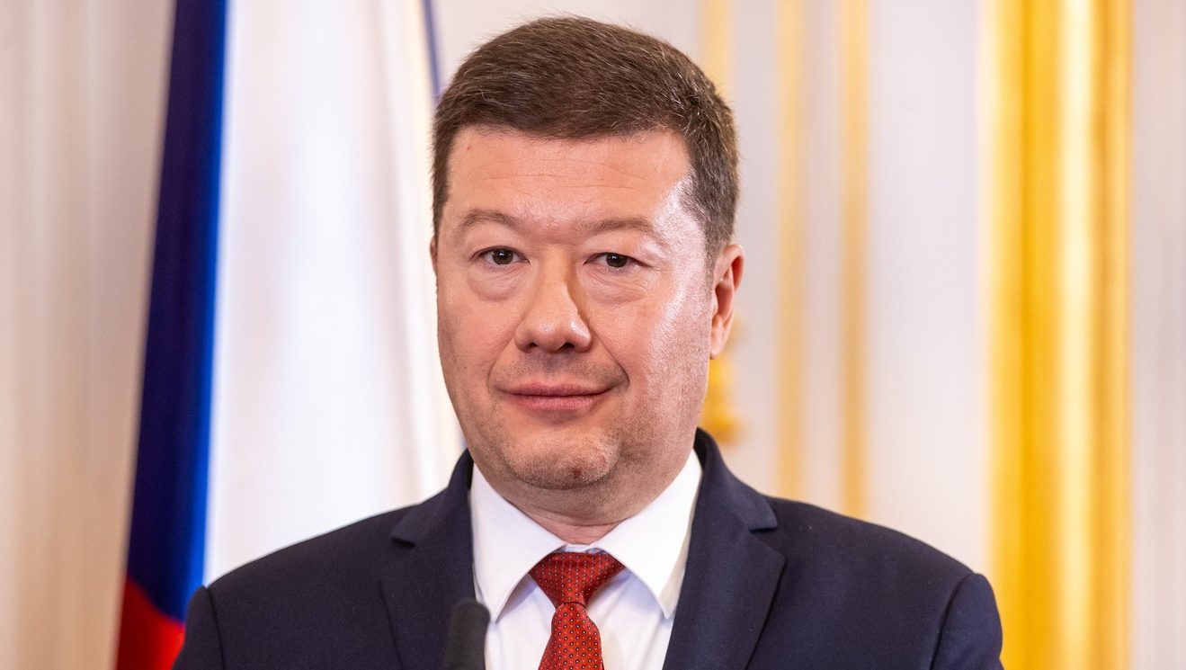 Tomio Okamura si za novoročním projevem stojí. Reakce jeho voličů jsou prý velice pozitivní
