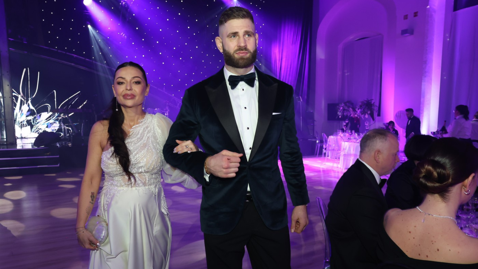 Budoucí tatínek Jiří Procházka sdílel romantické snímky s&nbsp;těhotnou manželkou