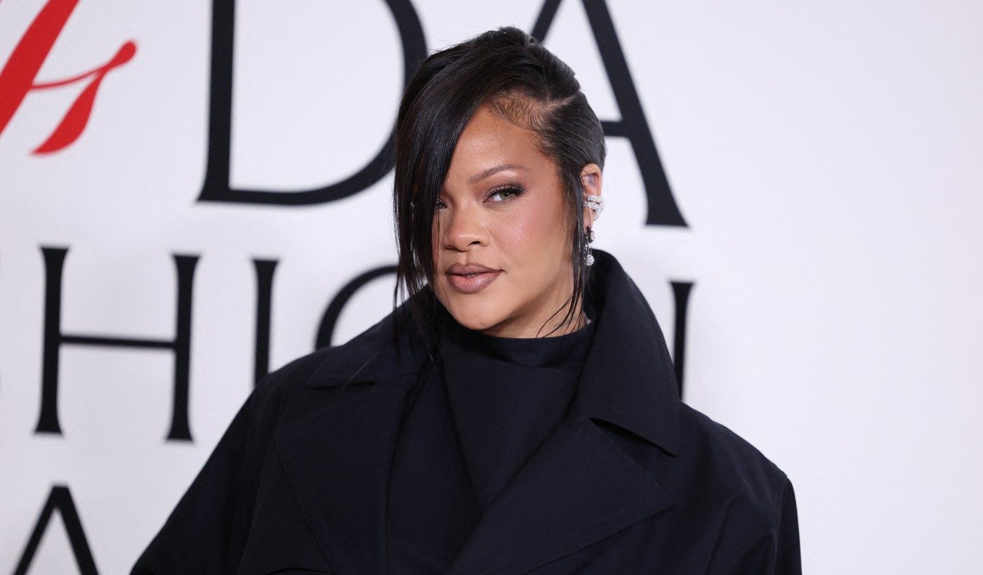Rihanna byla doma, když někdo střílel na její dům! Policie zadržela podezřelou ženu