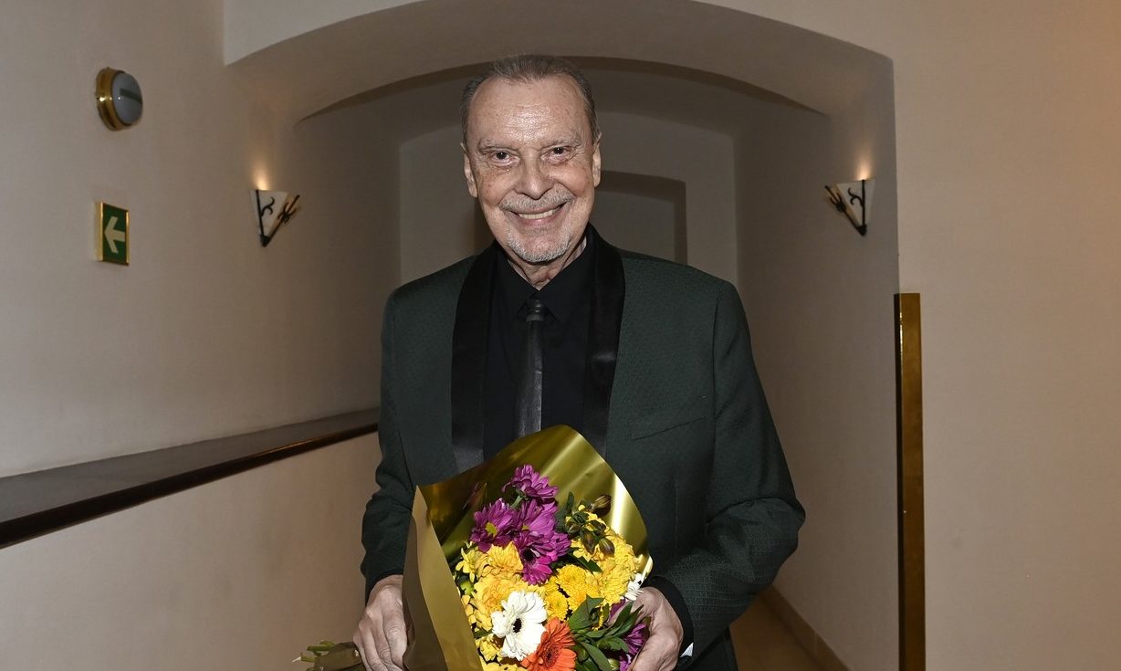 Štefan Margita se na&nbsp;pódiu znovu setkal s&nbsp;Hankou Zagorovou. Po&nbsp;koncertu zamířil na&nbsp;hřbitov