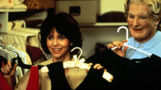Sally Field: Robin Williams mě při&nbsp;natáčení Táty v&nbsp;sukni ani jednou nerozesmál
