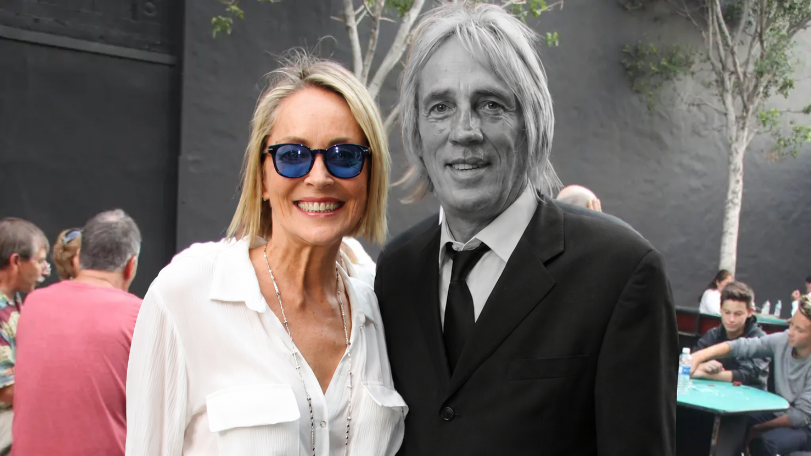Těžké chvíle pro Sharon Stone: Ve věku 74 let zemřel její bratr Michael