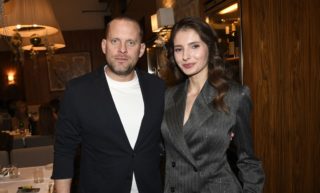 Jakub Prachař a Sara Sandeva jsou manželé. Tajnou svatbu uspořádali na výjimečném místě