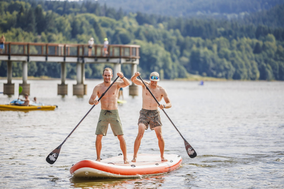Rozhýbej své léto na Lipně! Další ročník ČEZ Lipno Sport Festivalu nabídne hvězdy, adrenalin i skvělou hudbu