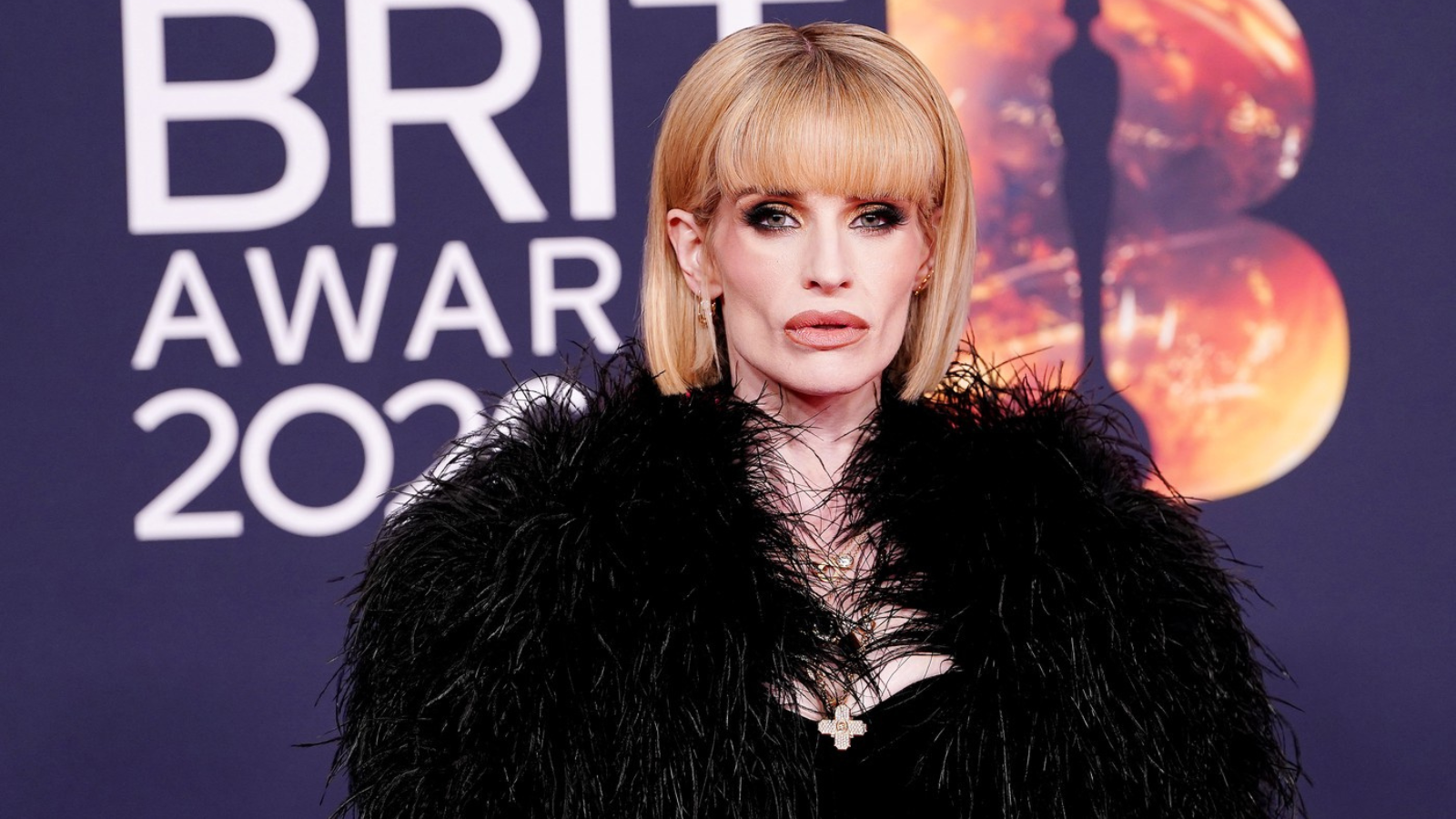 Kelly Osbourne šokovala svou vyhublou postavou. Za drastickým úbytkem váhy prý nemohly léky na&nbsp;hubnutí