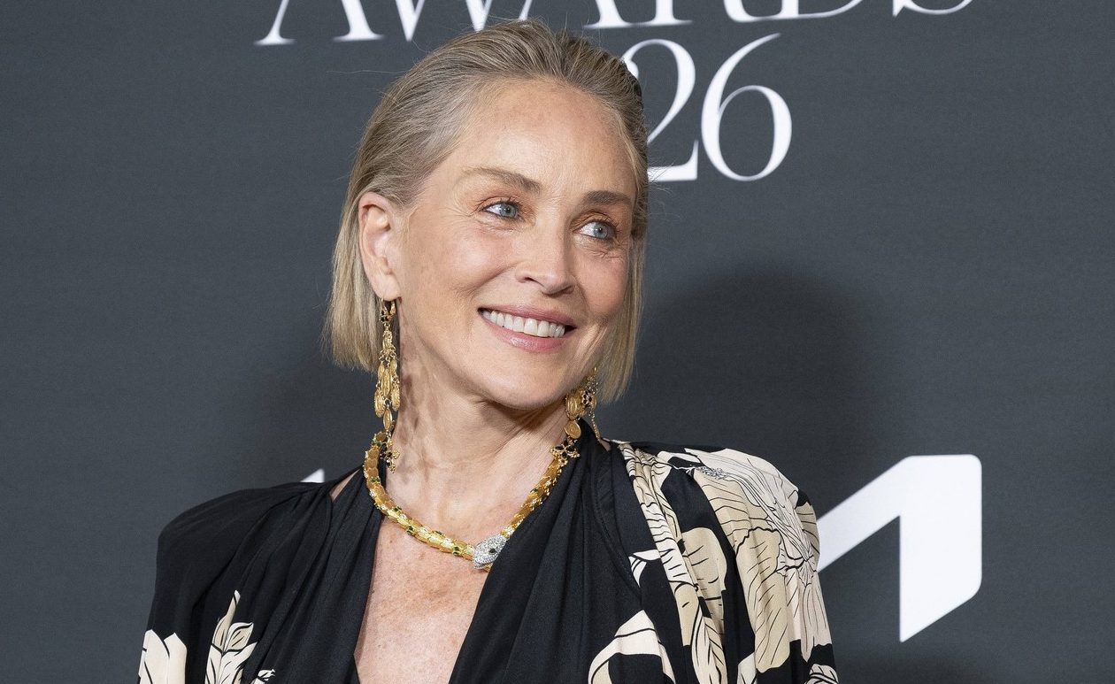 Sharon Stone je v 68 letech pořád neskutečná kočka. V odvážných latexových šatech předvedla svou postavu