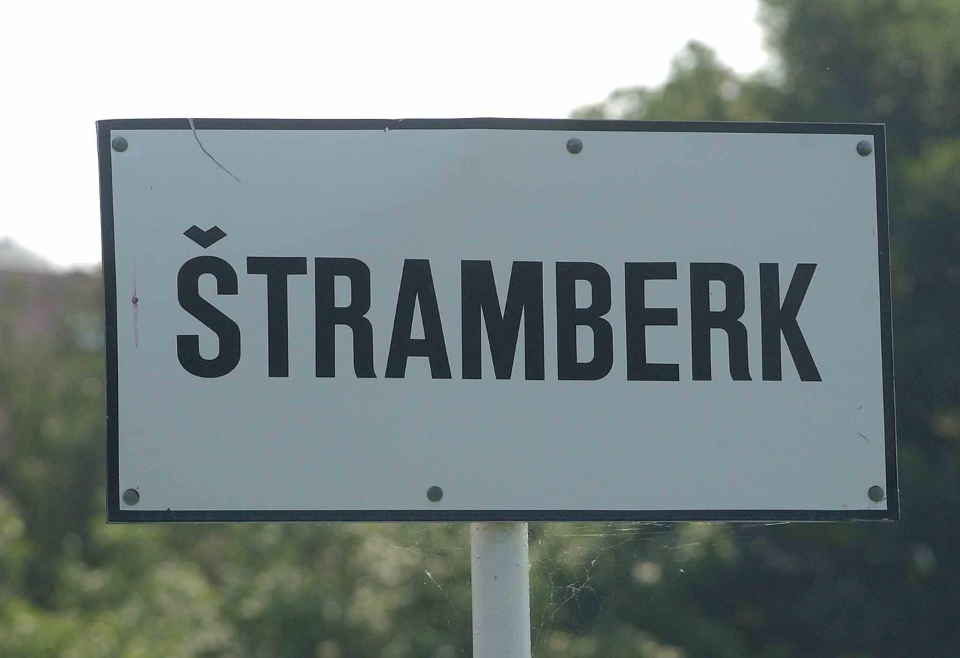Ve Štramberku se dva senioři otrávili oxidem uhelnatým, jsou v nemocnici