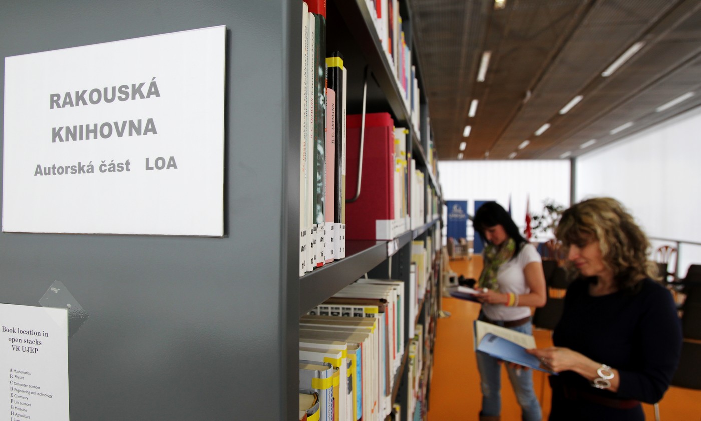 Ústecká univerzita slaví 35 let, z&nbsp;2000 studentů jich má dnes 10 tisíc