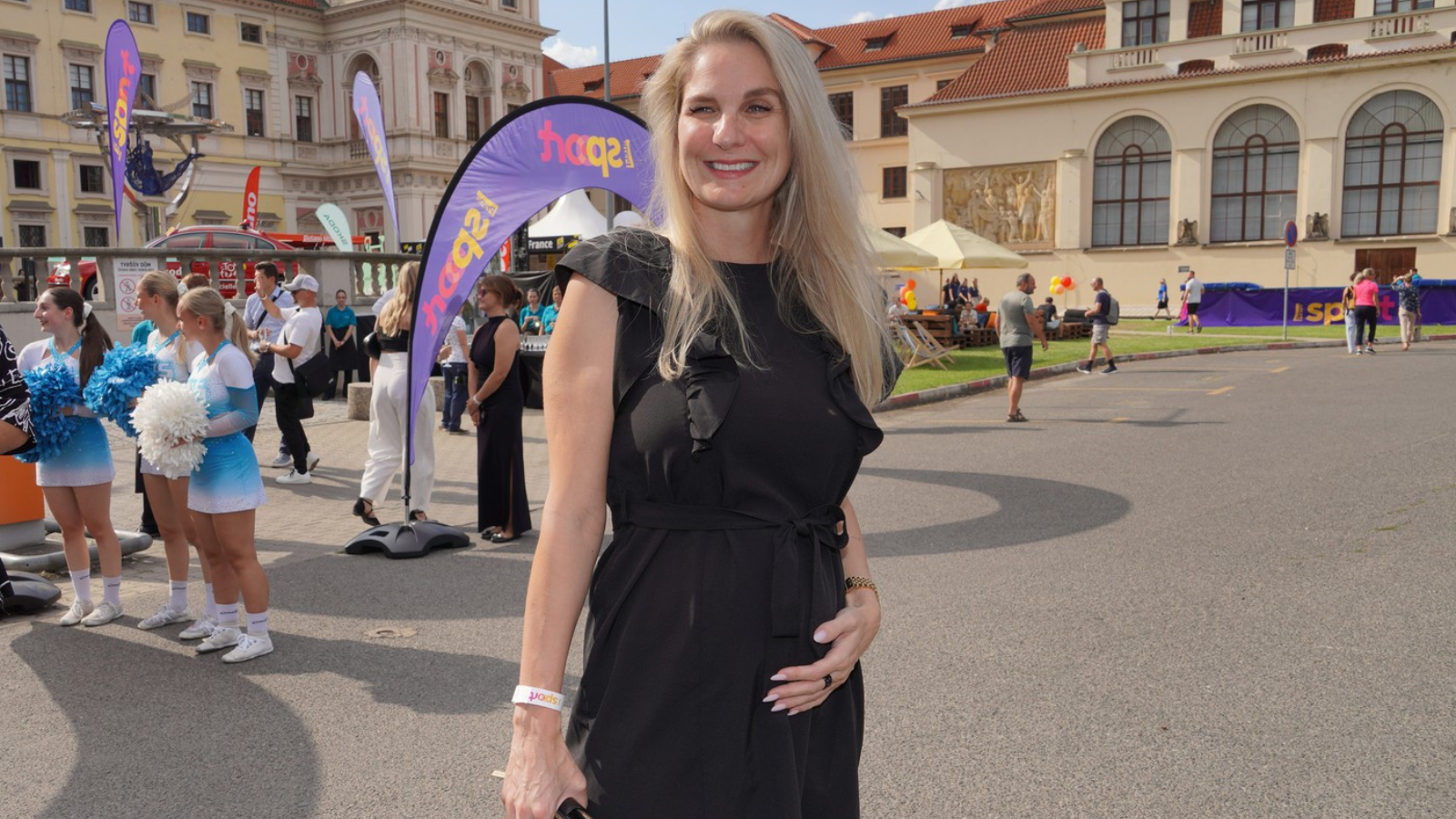 Zrádkyně Mia je maminkou! Radostnou novinku nějakou dobu tajila