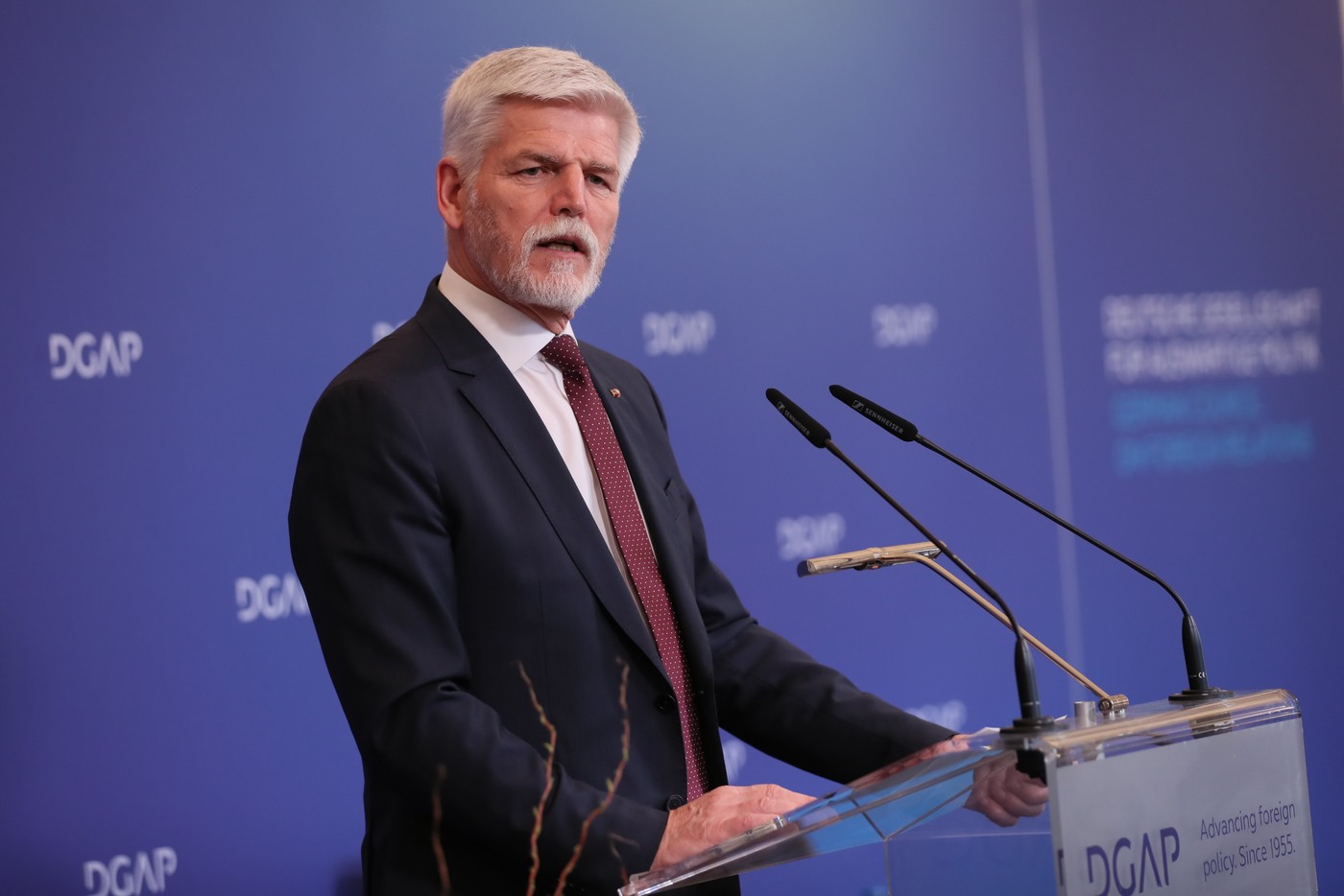 Pavel nebude vetovat rozpočet se schodkem 386 miliard, je to nástroj vlády