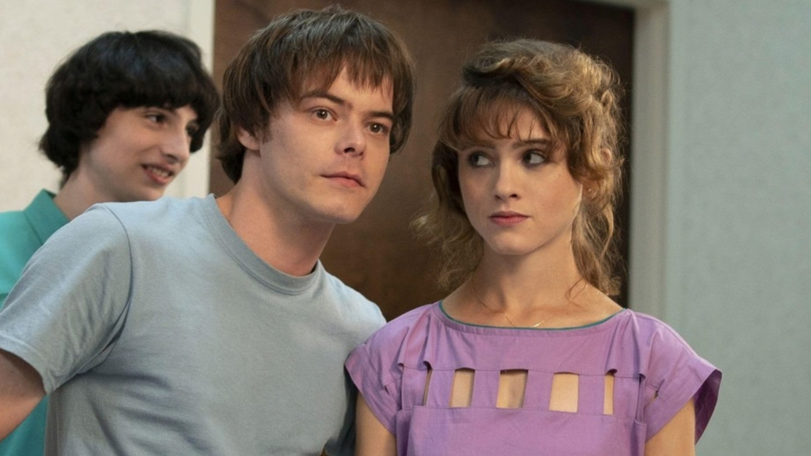 Hvězdy Stranger Things po&nbsp;letech od sebe. Spekulace o&nbsp;rozchodu Natalie Dyer a&nbsp;Charlieho Heatona sílí