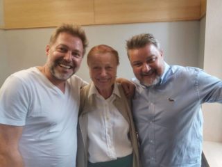 Nechci být tváří, která se vtírá pod křídlo budoucího prezidenta, prozradila Iva Janžurová u&nbsp;Pokondrů