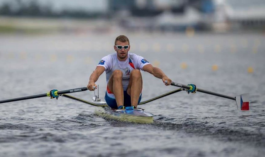 Ondřej Synek postoupil do finále MS a&nbsp;získal místo na&nbsp;OH, Topinková bude o&nbsp;Tokio ještě bojovat