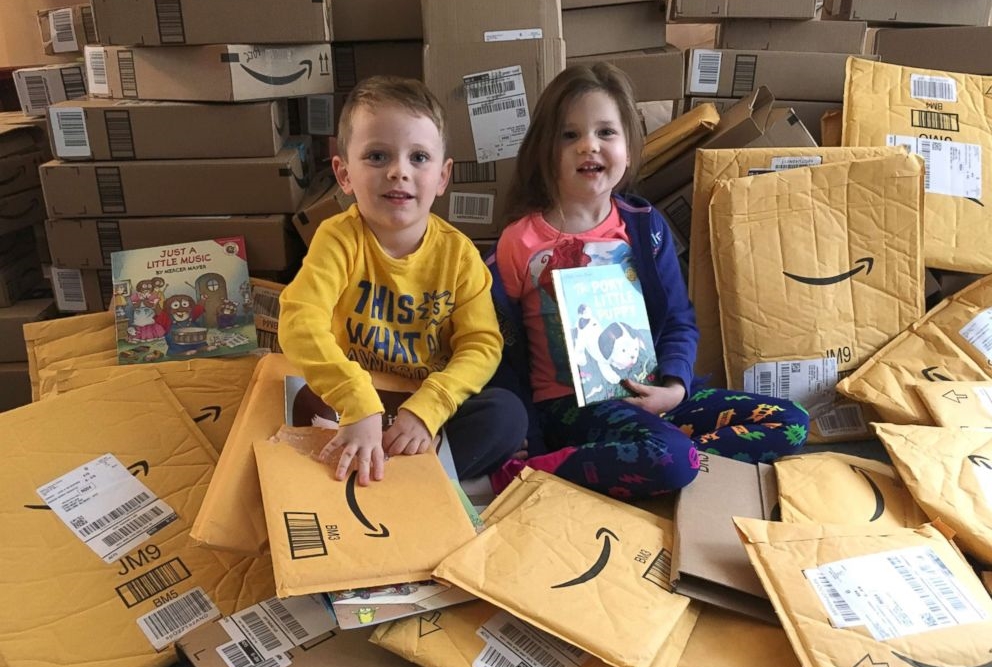 Dobří lidé ještě žijí! Holčička (4) s&nbsp;nádorem na&nbsp;mozku dostala poštou stovky knížek