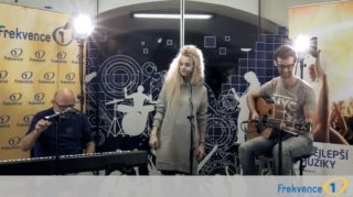Balage Band na&nbsp;Frekvenci 1 zazpívali legendární skladbu od AC/DC Highway to Hell
