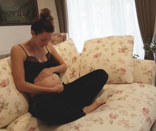 Atletka Denisa Rosolová je těhotná, zároveň oznámila konec kariéry