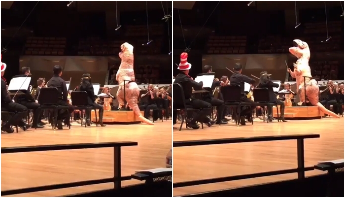 Dokonalost? Dinosaurus oddirigoval koncert hudby z&nbsp;Jurského parku! VIDEO