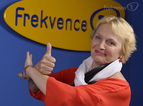 AUDIO: Regina Rázlová na&nbsp;Frekvenci 1: Vím, kdo mě udal!