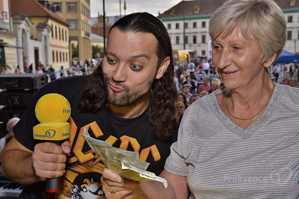 FOTOGALERIE: Živá show Frekvence 1 z&nbsp;náměstí Republiky! Nejlepší fotky!