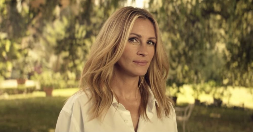 VIDEO: Krásná Julia Roberts procestovala svět! Podívejte se, jak jí to sluší