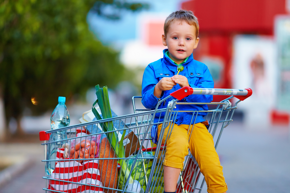 Dámský klub se ptá: Brát dítě s sebou do supermarketu?