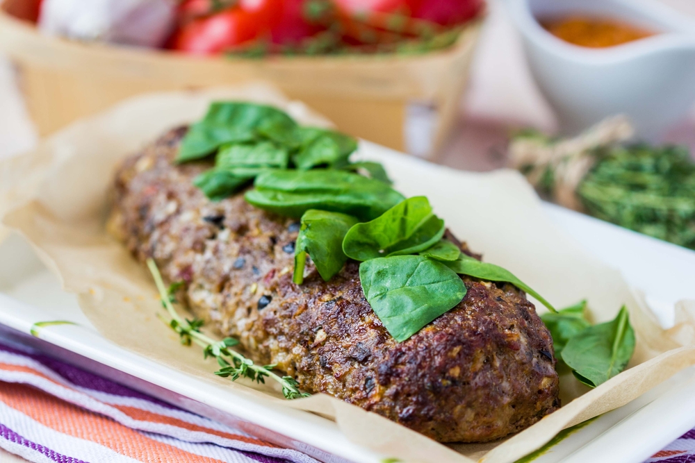 Babicův nedělní recept: Sýrová sekaná v bramborové krustě!