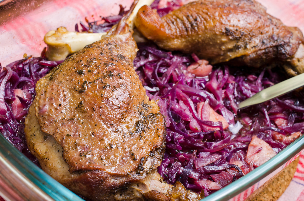 Sobotní Babicův recept: Pečená husa se zelím a lokšemi!