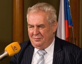 ANKETA: Pustíte si Prezidentský Pressklub na&nbsp;Frekvenci 1?