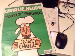 FOTO: Charlie Hebdo v&nbsp;Česku neseženete! Dorazí až po&nbsp;neděli